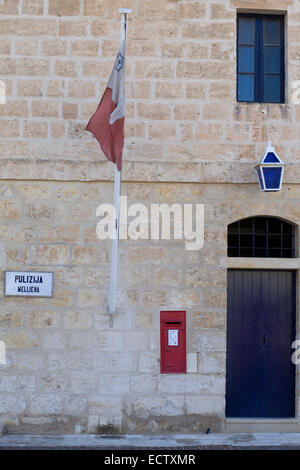 Polizei-Station im Dorf von Mellieha Malta Stockfoto