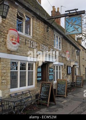 Drei Tauben Pub, Woodgreen, Witney, West Oxfordshire, England, Vereinigtes Königreich Stockfoto