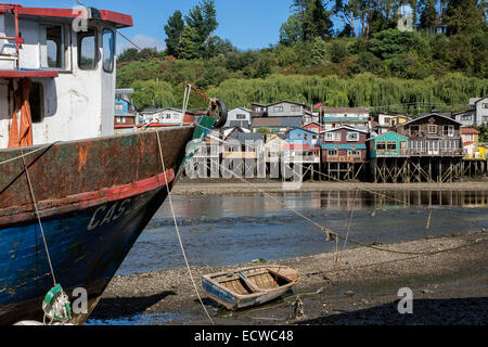 Traditionelle Palafito Häuser. Gamboa Bezirk. Castro. Chiloé Insel. Chile Stockfoto