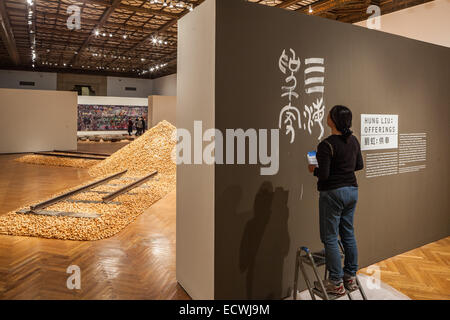Chinesische Amerikanerin Hung Liu. Angebote-Ausstellung im Kunstmuseum Mills College. Stockfoto