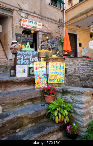 Vernazza Cinque Terre Italien italienische Riviera Ligurien Europa Ligurischen Meer Stockfoto