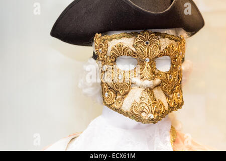 Venedig-Casanova Karneval Maske und Kostüm an einem Display dummy Stockfoto