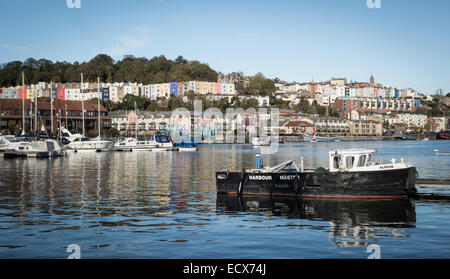 Blick über den Cumberland Bassin von Clifton und Hotwells in Bristol Stockfoto