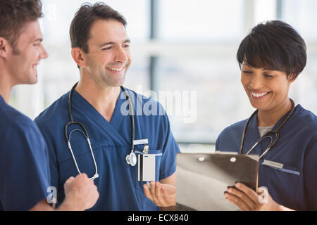 Ärzteteam im Spital Lachen Stockfoto