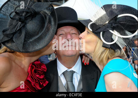 2014 royal Ascot - Atmosphäre und Promi-Sichtungen - Tag 2 - der Prince Of Wales Stakes Tag wo: Ascot, Großbritannien wenn: 18. Juni 2014 Stockfoto