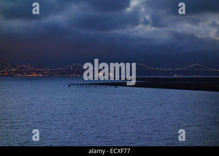 Regen Sturm über der Bucht von San Francisco CA Stockfoto