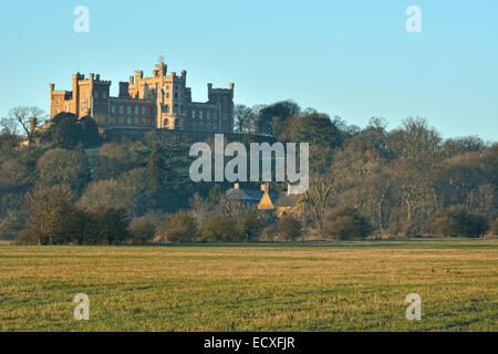 Belvoir Castle im Morgenlicht der frühen winter Stockfoto