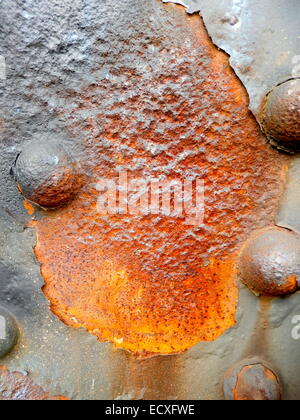 Abgeplatzte Rusty Metall-Oberfläche Stockfoto