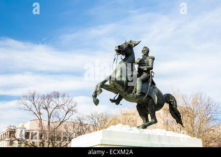 Eine Statue von Clark Mills, in Layfayette Square, Washington, DC, von Präsident Andrew Jackson auf seinem Pferd. Jackson war der sev Stockfoto