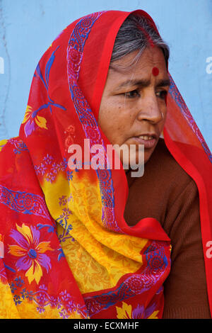 Frau in der bunte Schleier, Jodhpur, Rajasthan, Indien Stockfoto