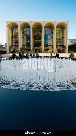 Metropolitan Opera House, Lincoln Center, Manhattan, New York, Vereinigte Staaten Stockfoto