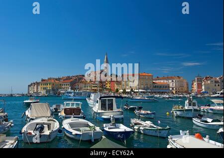 Hafen, Altstadt, Rovinj, Istrien, Kroatien Stockfoto