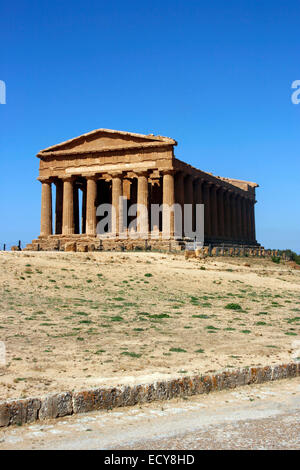 Der griechische Tempel der Concordia in Agrigent auf Sizilien, Italien Stockfoto