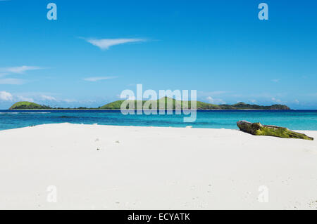 Mana Island von einer Sandbank, Mamanucan Inseln, die Südsee, Fidschi Stockfoto