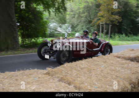 1930er Jahren Rennfahrer bei Classic Days 2014 Schloss Dyck in der Nähe von Düsseldorf, Nord Rhein Westfalen, Deutschland, Europa Stockfoto