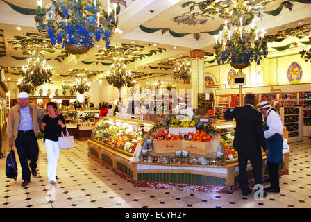 Fleischabteilung bei Harrods, London UK Stockfoto