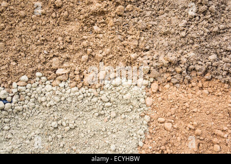 Natürlichen sandigen Boden Hintergrund: braun, grau und rot. Stockfoto