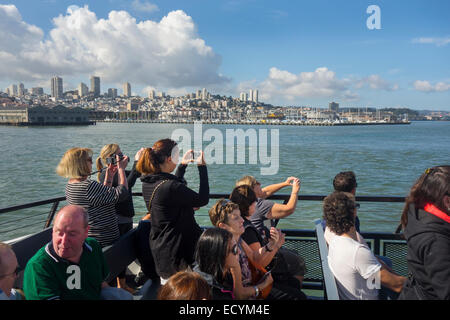 Fähre im Hafen von San Francisco Stockfoto