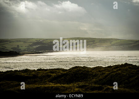 Herbstnachmittag: Borth und Ynyslas, Ceredigion, an der Westküste Wales gesehen von Aberdyfi, Gwynedd Wales UK Stockfoto