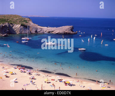 Blick auf Strand von Lookout, Arenal d ' en Castell, Menorca, Balearen, Spanien Stockfoto