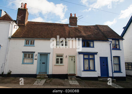 Pastell farbigen Gebäude in South Street, Emsworth, Hampshire, England, Vereinigtes Königreich. Stockfoto