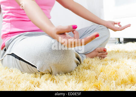 indische Dame Yoga Meditation Stockfoto