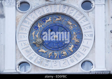 Astrologische Uhr Gesicht St. Markus Platz Venedig Italien TV000312 Stockfoto