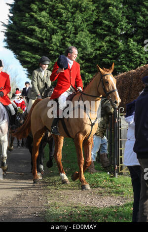 Oakham, Rutland, UK. 23. Dezember 2014. Montierten Anhänger der Cottesmore Jagd ankommen für die Treffen statt, in dem Dorf Barleythorpe in der Nähe von Oakham, Rutland, England Credit: Jim Harrison/Alamy Live News Stockfoto