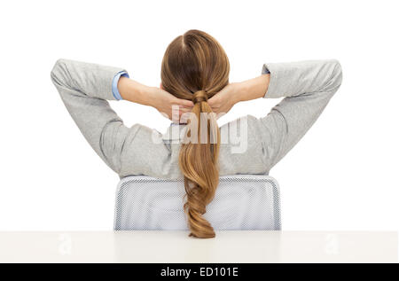 Geschäftsfrau, die sitzen auf dem Stuhl von hinten Stockfoto