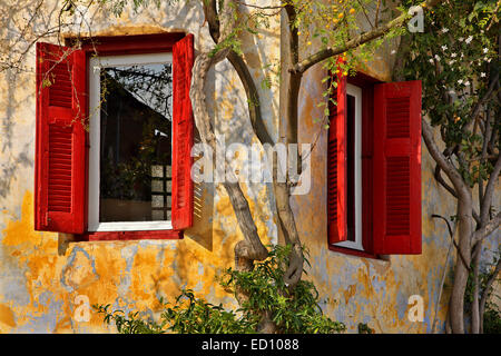 Ein altes Haus in Anafiotika, malerischen Stadtteil Plaka, Athen, Griechenland, rechts unterhalb der Akropolis Stockfoto