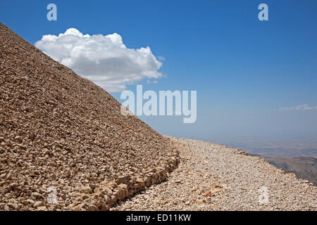 Mount Nemrut / Nemrud / Nemrut Dagi, Königsgrab aus dem 1. Jahrhundert v. Chr. in Adıyaman, Südosten der Türkei Stockfoto