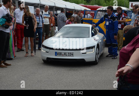 Hybrid Volkswagen XL1 Turbodiesel auf Schloss Dyck Classic Days 2014, Deutschland Stockfoto