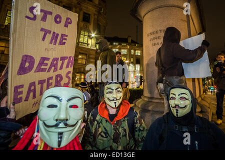 London, UK. 23. Dezember 2014.  Betrieb zu besetzen Protestmarsch zu BBC Kredit: Guy Corbishley/Alamy Live-Nachrichten Stockfoto