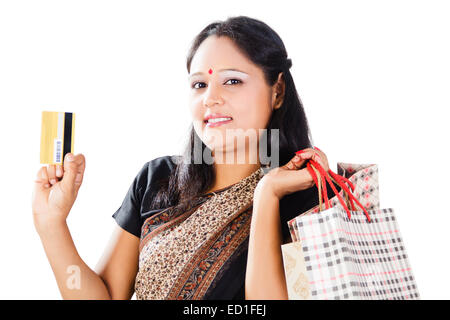 indische Hausfrau Dame Kreditkarte Online-Shopping Stockfoto