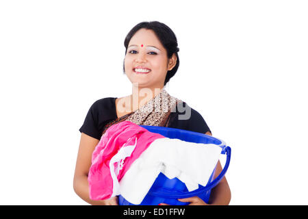 indische Hausfrau Lady Waschen Tuch Stockfoto