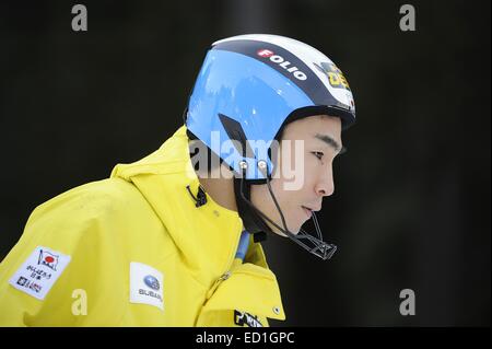 Madonna di Campiglio, Italien. 22. Dezember 2014. Naoki Yuasa (JPN) Ski Alpin: Audi FIS Alpine Ski World Cup Herren-Slalom in Madonna di Campiglio, Italien. © Hiroyuki Sato/AFLO/Alamy Live-Nachrichten Stockfoto