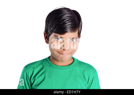 1 indische Kind junge pose Stockfoto