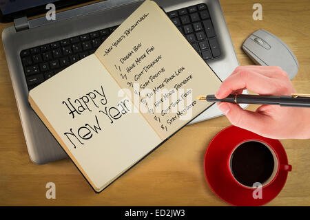 Zusammengesetztes Bild der Businesswomans Handschrift mit Füllfederhalter Stockfoto