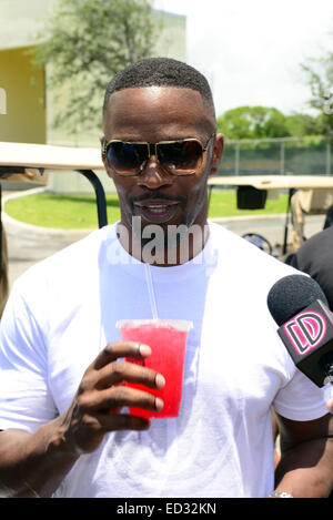 10. Jahrestagung Irie Wochenende - Celebrity Golf-Turnier mit: Jamie Foxx Where: Miami Beach, Florida, Vereinigte Staaten, wann: 20. Juni 2014 Stockfoto