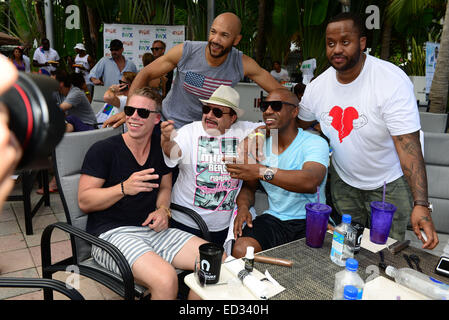 10. Jahrestagung Irie Wochenende - BBQ Beach Bash mit: Chuy Bravo (2. v.l) wo: Miami Beach, Florida, Vereinigte Staaten, wann: 21. Juni 2014 Stockfoto