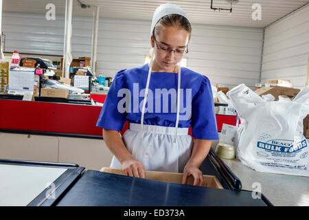 Illinois, Midwest, Arthur, Beachy's Bulk Foods, Lebensmittelgeschäft, Supermarkt, Shopping Shopper Shopper Shop Geschäfte Markt Märkte Markt Kauf Verkauf, r Stockfoto