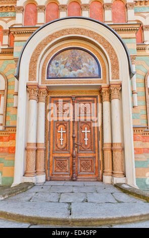 Eingangsportal des orthodoxen Alexander Nevsky Cathedral (ca. 1884) in Lodz, Polen. Architekt Hilary Majewski Stockfoto