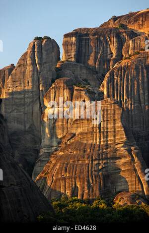 Die beeindruckenden Felsen von Meteora, Trikala, Thessalien, Griechenland. Stockfoto
