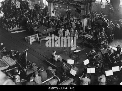 Fabrik Konzert der finnischen Rundfunk-Sinfonieorchester Hietaniemi, Helsinki, ca. 1945. Stockfoto