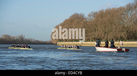 10.12.2014. Oxford University Boat Club - Trial VIIIs Herren.  Lage:-Themse, London, Vereinigtes Königreich zwischen Putney (St Stockfoto