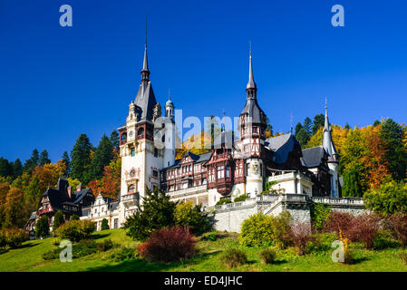 Sinaia, Rumänien. Peles Schloss, Sommerresidenz der rumänischen Könige in Karpaten. Stockfoto