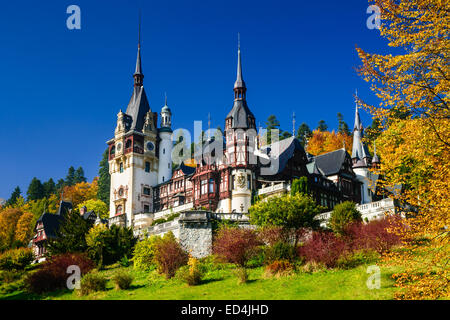 Sinaia, Rumänien. Peles Schloss, Sommerresidenz der rumänischen Könige in Karpaten. Stockfoto