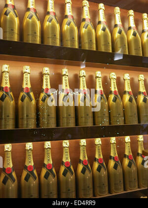 Anzeige von Moet & Chandon Imperial Champagner Stockfoto