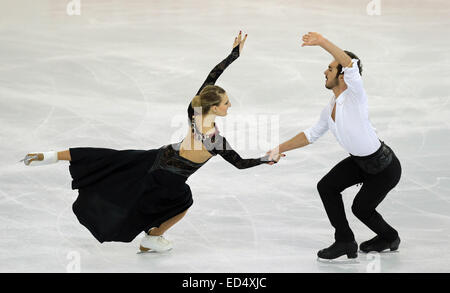 Barcelona, Spanien. 12. Dezember 2014. ISU Grand Prix der Eiskunstlauf-Finale 2014. Bild zeigen, Gabriella Papadakis und Guillaume Cizeron (FRA) während Eis-Tanz-Tanz-Programm. © Aktion Plus Sport/Alamy Live-Nachrichten Stockfoto