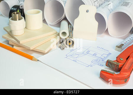 Zeichnung rollt, Aufbau-Hardware-Werkzeuge, Geräte und Materialien Zusammensetzung Stockfoto